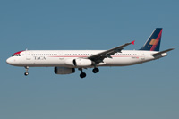PT-MXG/D-AVZK Airbus A321-200 TAM
